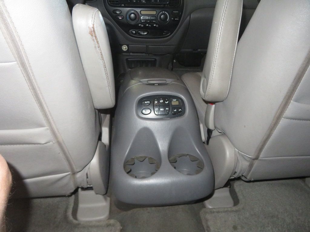 2006 Toyota Sequoia 4X4 SEQUOIA EXTRA  CLEAN LEATHER MOONROOF V8  - 23048259 - 37