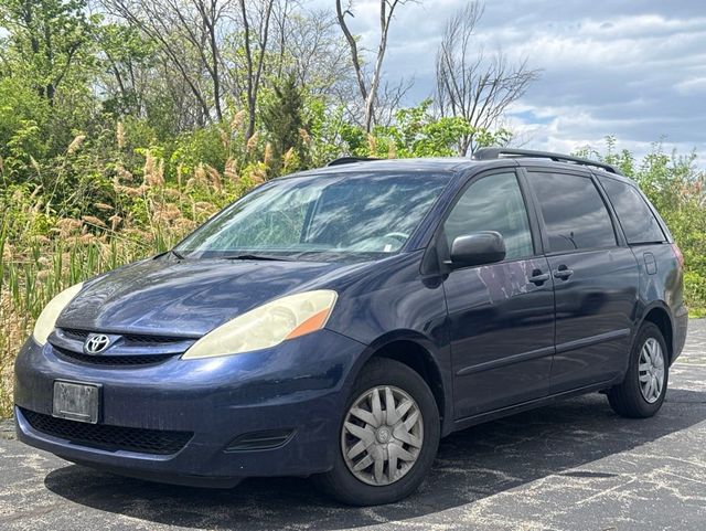 2006 Toyota Sienna LE - 23025574 - 0