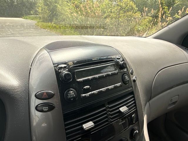 2006 Toyota Sienna LE - 23025574 - 11