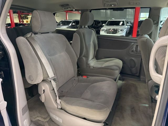 2006 Toyota Sienna LE - 23025574 - 29