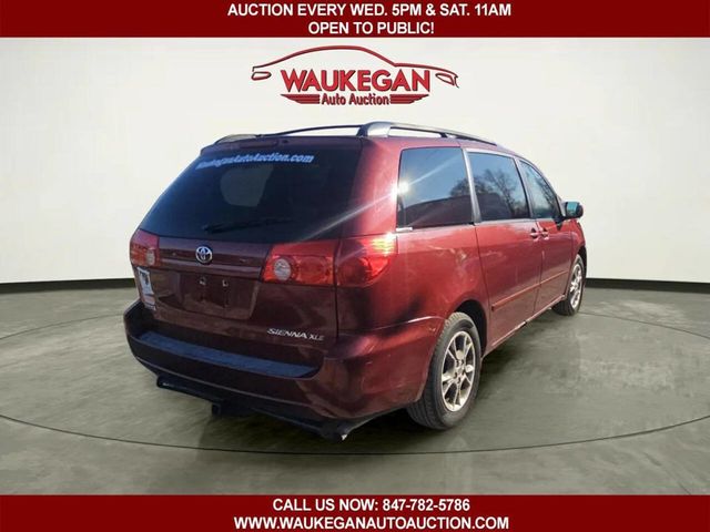 2006 Toyota Sienna XLE 7 Passenger 4dr Mini Van - 22986797 - 3