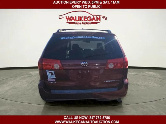 2006 Toyota Sienna XLE 7 Passenger 4dr Mini Van - 22986797 - 4