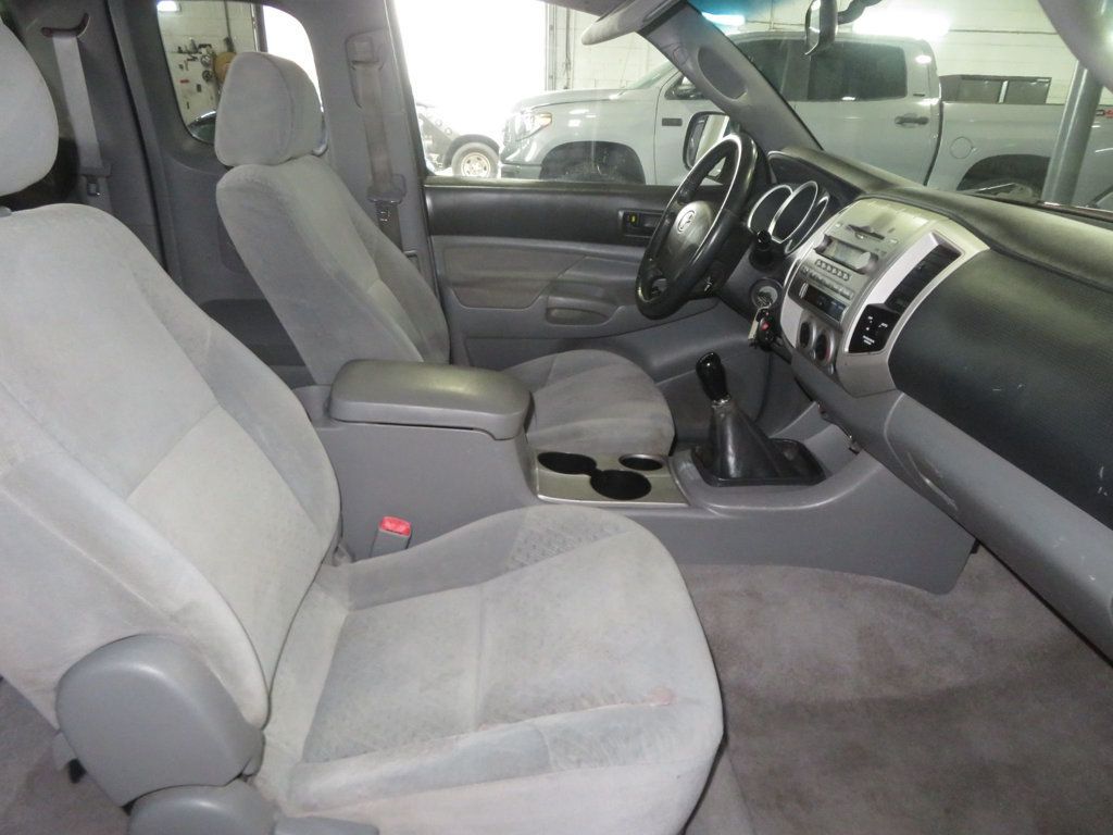 2006 Toyota Tacoma 2OWNER ACCESS CAB EXTRA CLEAN MANUAL TRANNY GAS SAVER  - 22969302 - 26