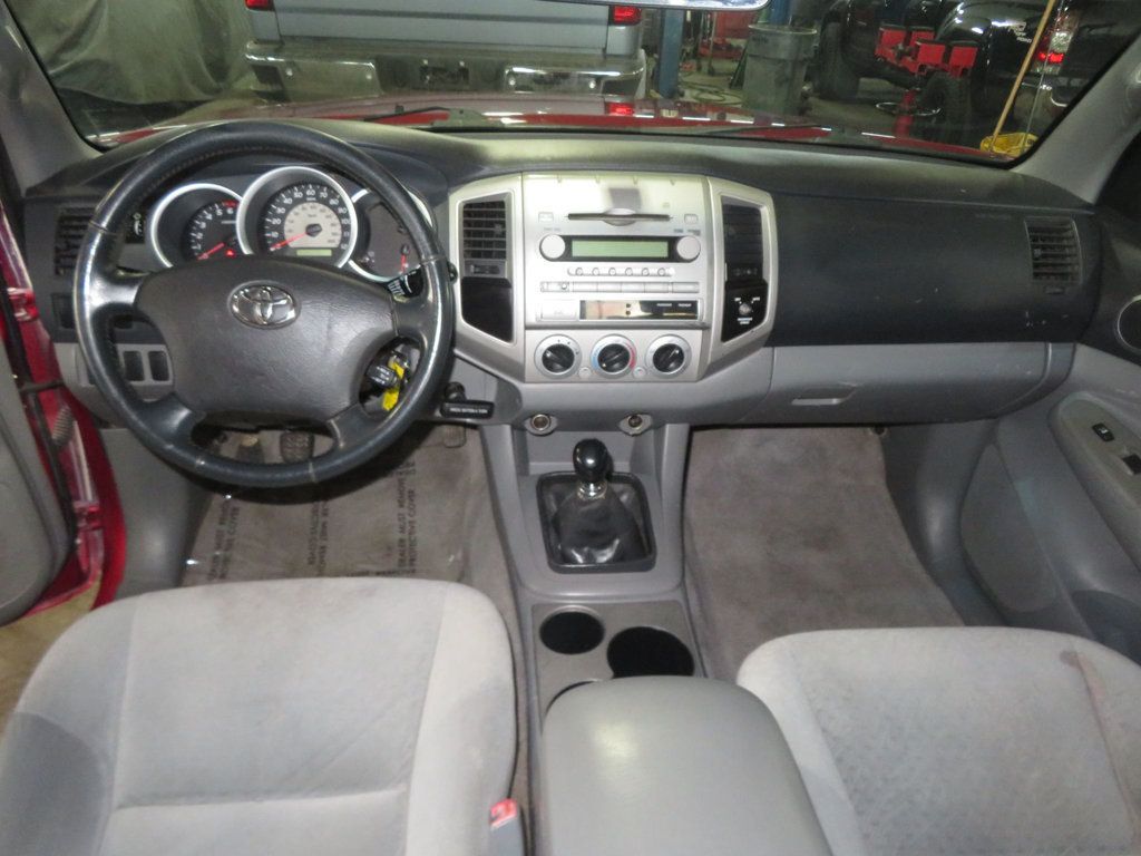 2006 Toyota Tacoma 2OWNER ACCESS CAB EXTRA CLEAN MANUAL TRANNY GAS SAVER  - 22969302 - 33