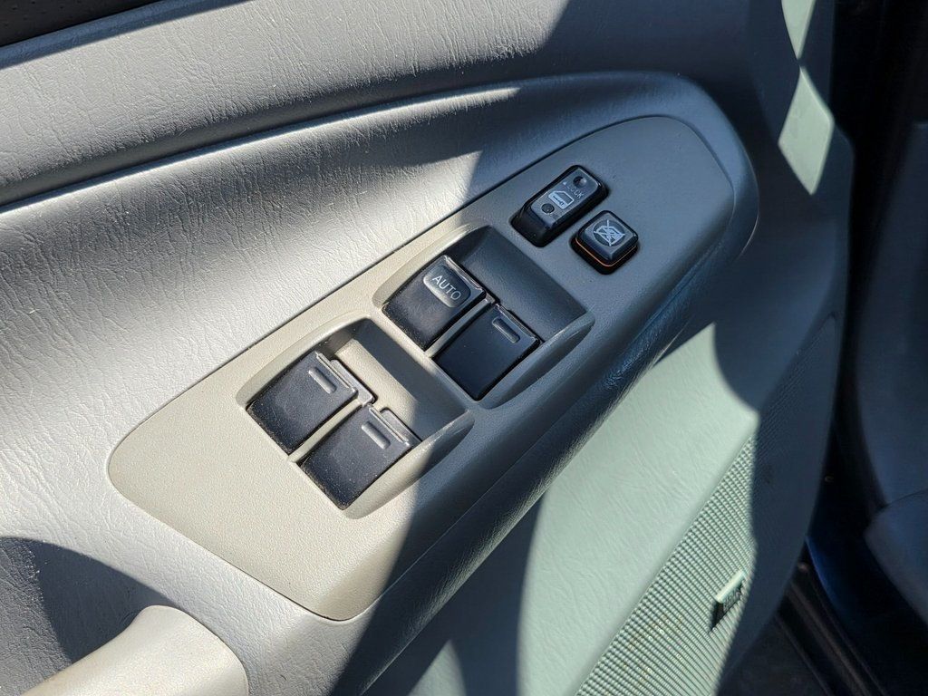 2006 Toyota Tacoma Double 128" PreRunner Automatic - 22915978 - 19