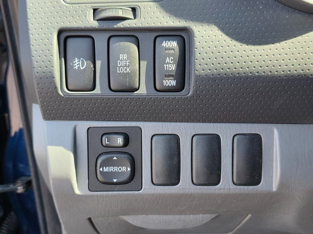 2006 Toyota Tacoma Double 128" PreRunner Automatic - 22915978 - 36