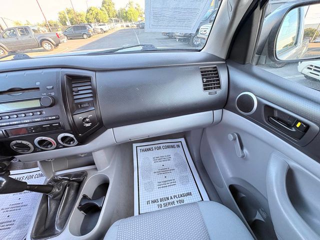 2006 Toyota Tacoma Reg 109" Manual - 23028709 - 10