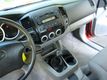 2006 Toyota Tacoma Reg 110" Manual 4WD - 23057602 - 21