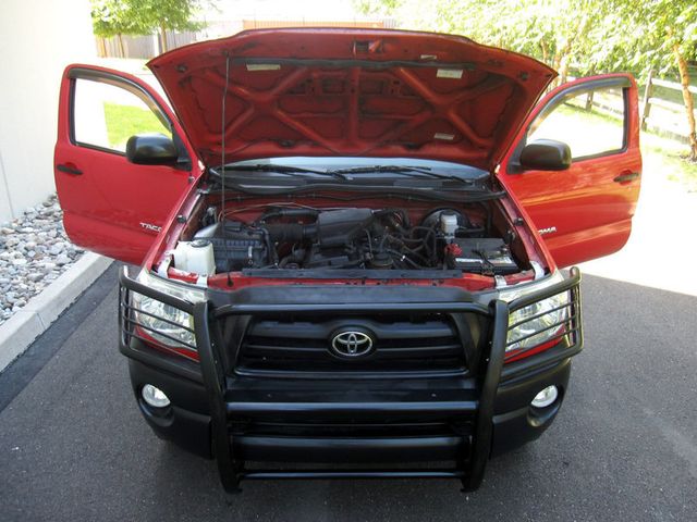 2006 Toyota Tacoma Reg 110" Manual 4WD - 23057602 - 26