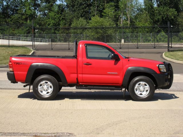 2006 Toyota Tacoma Reg 110" Manual 4WD - 23057602 - 5