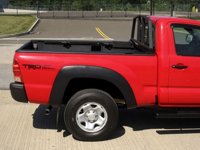 2006 Toyota Tacoma Reg 110" Manual 4WD - 23057602 - 7