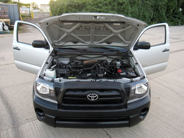2006 Toyota Tacoma Reg 110" Manual 4WD - 23084208 - 26