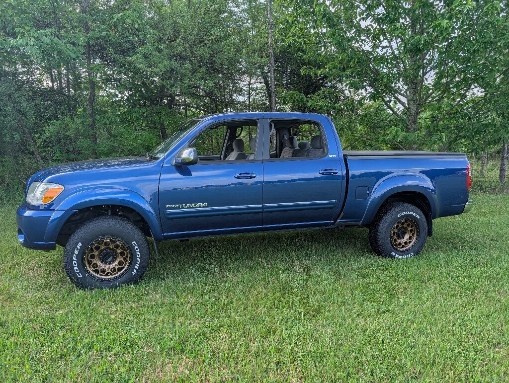 2006 Toyota Tundra Bilstein Leveling Kit w/ New Wheels & Tires - 23034205 - 70