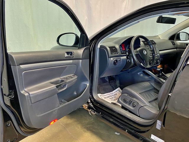 2006 Volkswagen Jetta Sedan 4dr 2.5L Automatic - 23021614 - 15