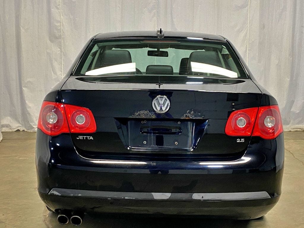 2006 Volkswagen Jetta Sedan 4dr 2.5L Automatic - 23021614 - 3