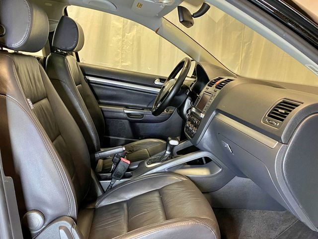 2006 Volkswagen Jetta Sedan 4dr 2.5L Automatic - 23021614 - 39