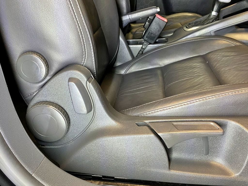 2006 Volkswagen Jetta Sedan 4dr 2.5L Automatic - 23021614 - 40