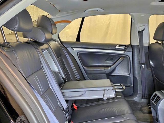 2006 Volkswagen Jetta Sedan 4dr 2.5L Automatic - 23021614 - 45