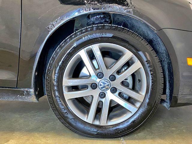 2006 Volkswagen Jetta Sedan 4dr 2.5L Automatic - 23021614 - 56