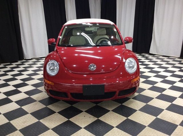 2006 Volkswagen New Beetle Convertible 2dr 2.5L Manual - 22753037 - 1