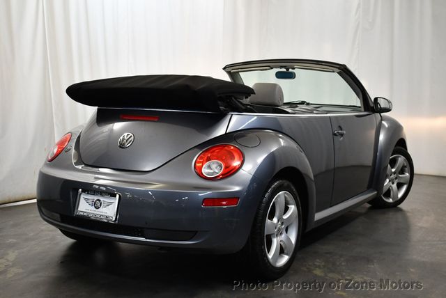 2006 Volkswagen New Beetle Convertible 2dr 2.5L PZEV Automatic - 23030175 - 12