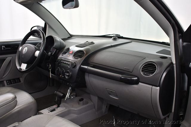 2006 Volkswagen New Beetle Convertible 2dr 2.5L PZEV Automatic - 23030175 - 15