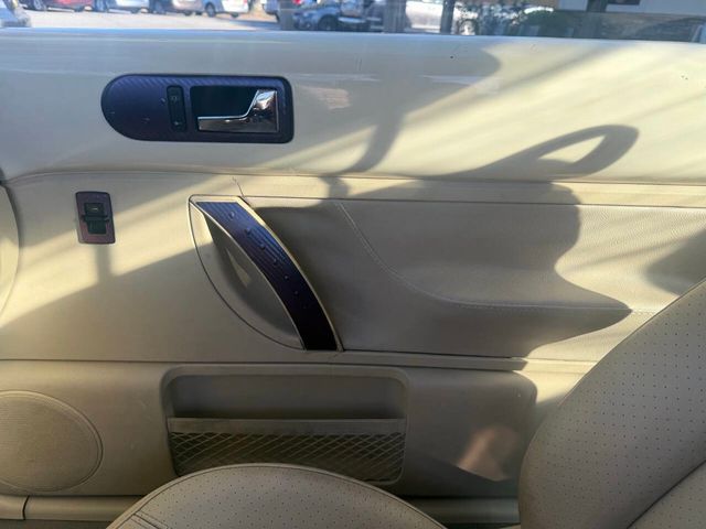 2006 Volkswagen New Beetle Coupe 2dr 2.5L Manual - 22959341 - 9