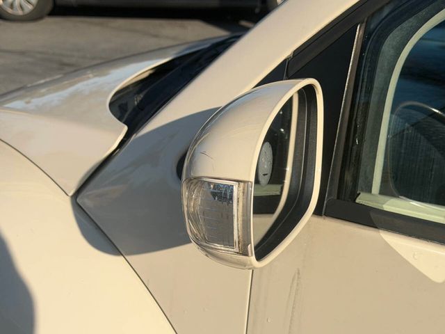 2006 Volkswagen New Beetle Coupe 2dr 2.5L Manual - 22959341 - 11