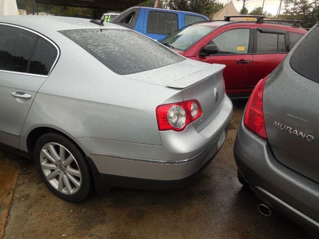 2006 Volkswagen Passat Sedan 4dr 2.0T Automatic - 21753548 - 4