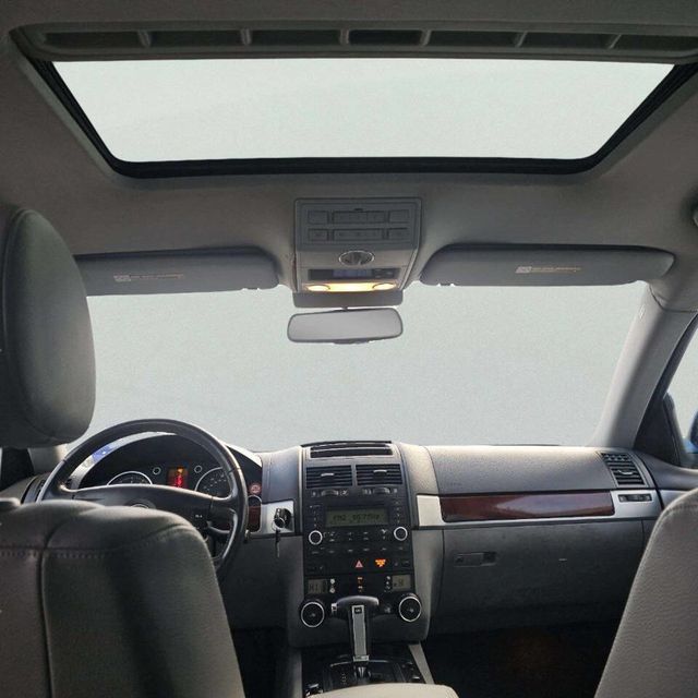 2006 Volkswagen Touareg 4dr 3.2L V6 *Ltd Avail* - 22965542 - 8