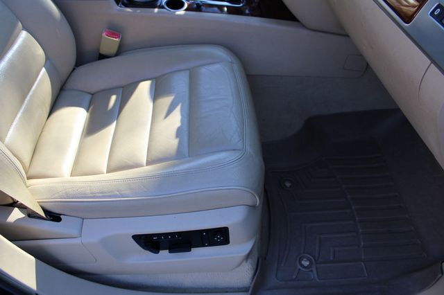 2006 Volkswagen Touareg 4dr 4.2L V8 - 22985017 - 20