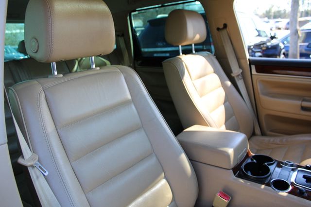 2006 Volkswagen Touareg 4dr 4.2L V8 - 22985017 - 23