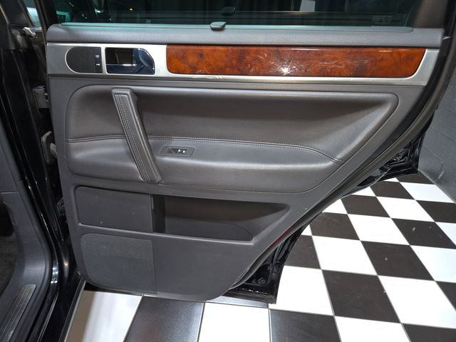 2006 Volkswagen Touareg 4dr 4.2L V8 - 23021961 - 82