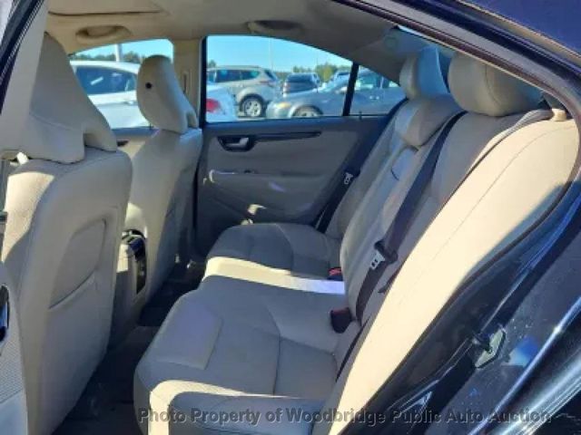 2006 Volvo S60 2.4L Turbo - 23101537 - 9