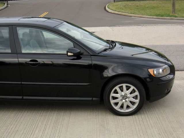 2006 Volvo V50 T5 MANUAL - 22527413 - 9