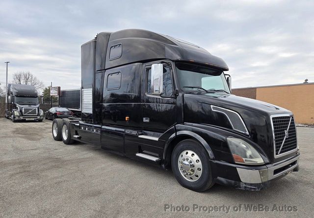 2006 Volvo VNL 6X4 2dr Conventional New Generation - 23005200 - 5
