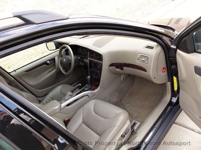 2006 Volvo XC70 2.5L Turbo AWD w/Sunroof - 20843633 - 13