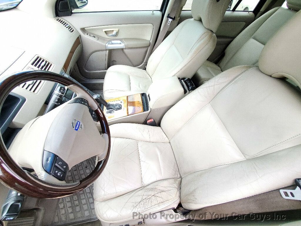 2006 Volvo XC90 4.4L V8 AWD Automatic - 22837464 - 21