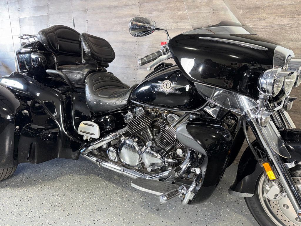 2006 Yamaha Royal Star Venture Midnight SUPER CLEAN! - 23051947 | Video 2