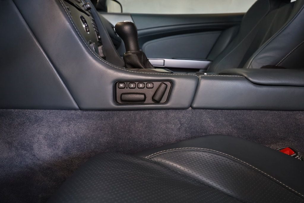 2007 Aston Martin DB9 2dr Coupe Manual - 21830752 - 19