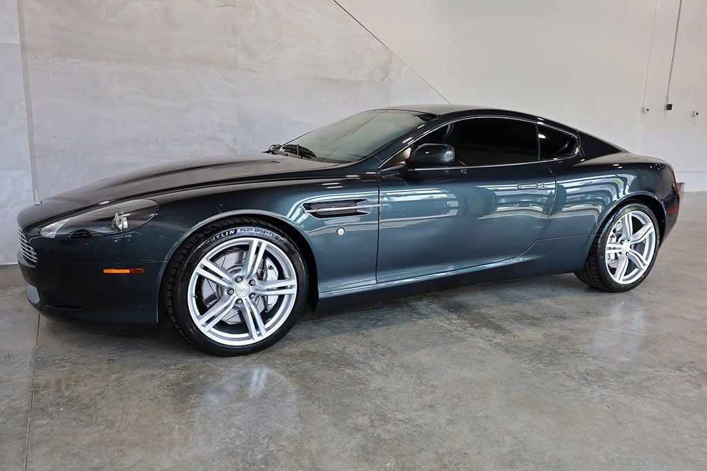2007 Aston Martin DB9 2dr Coupe Manual - 21830752 - 3