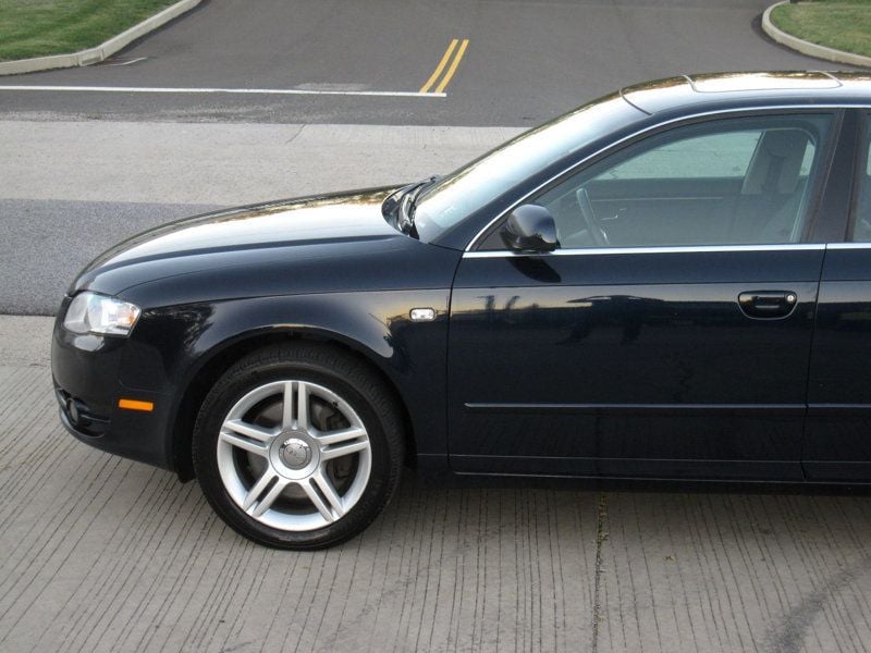 2007 Audi A4 2.0T Quattro photo 4