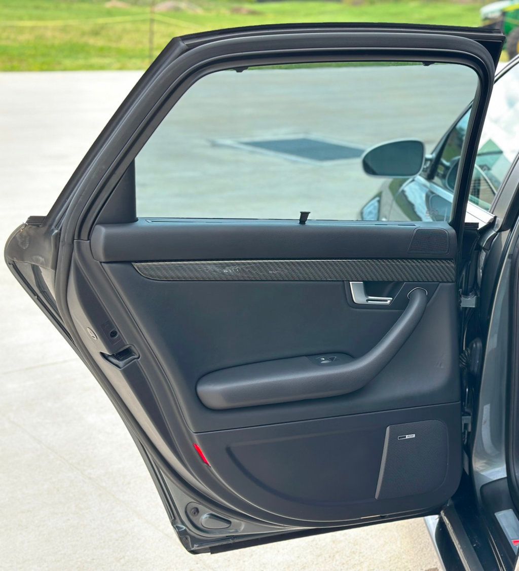 2007 Audi RS 4 photo 11