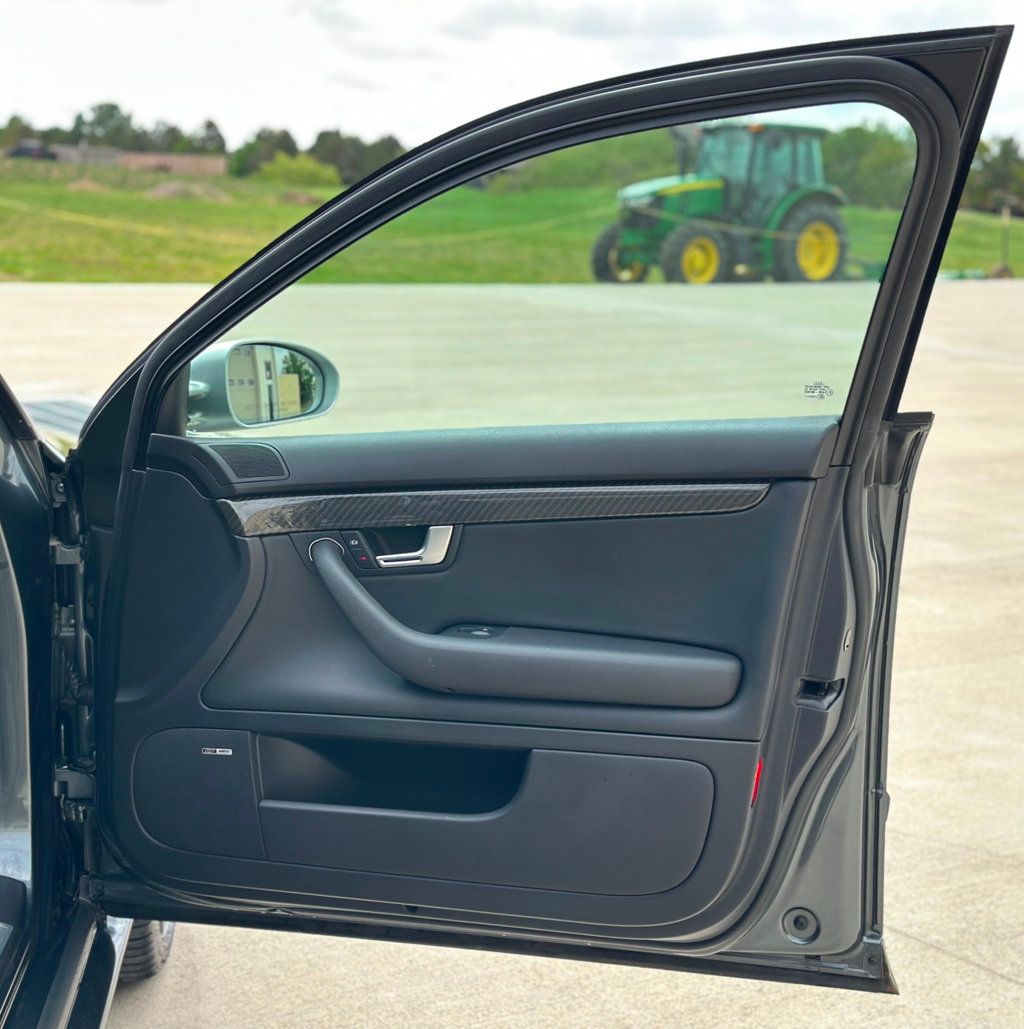 2007 Audi RS 4 photo 12