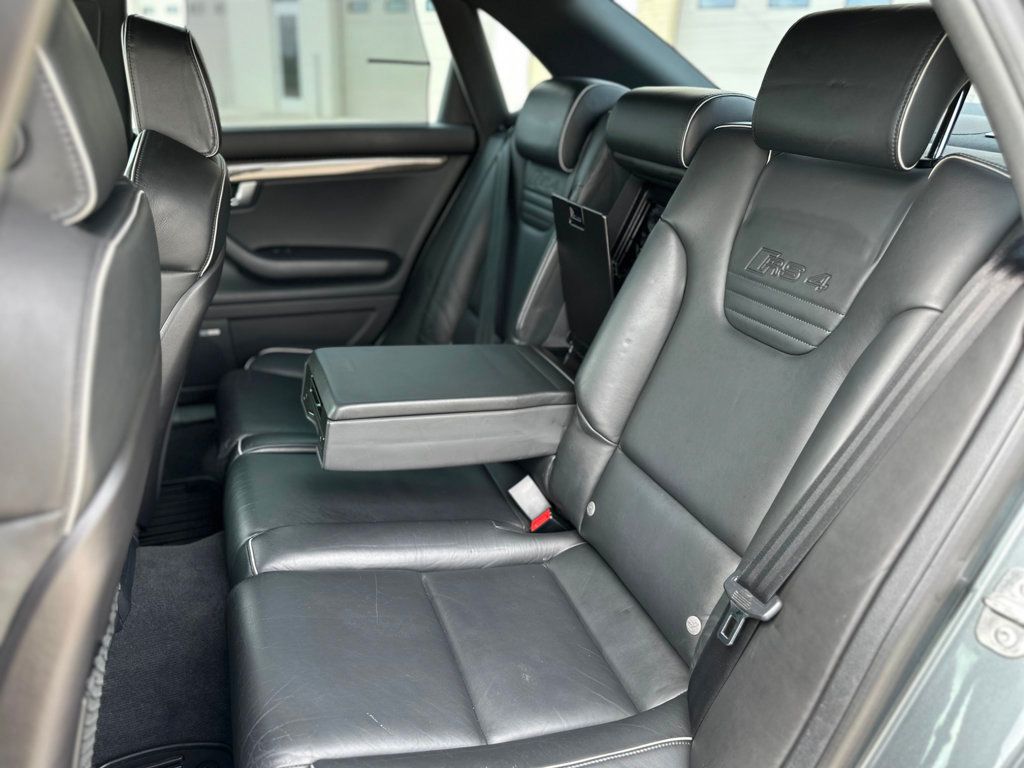 2007 Audi RS 4 photo 16