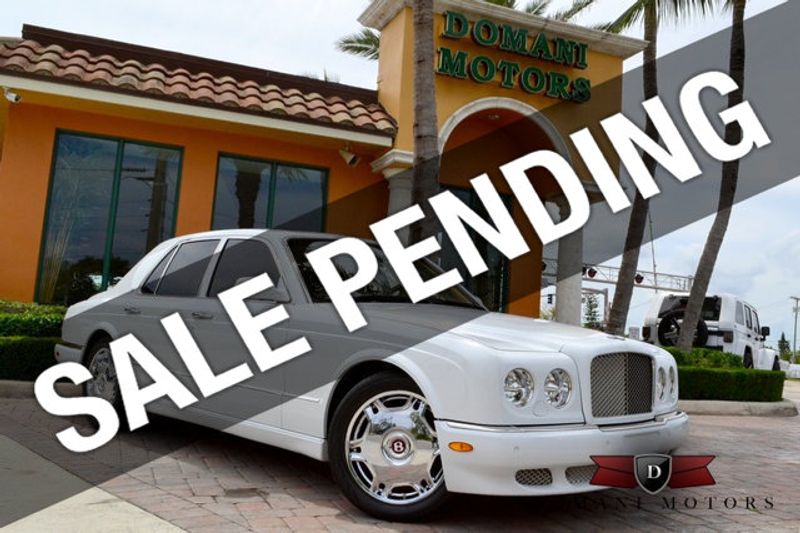 2007 Bentley Arnage Beautiful White Arnage w/ only 26,226 miles! Excellent condition - 16319383 | Video 1