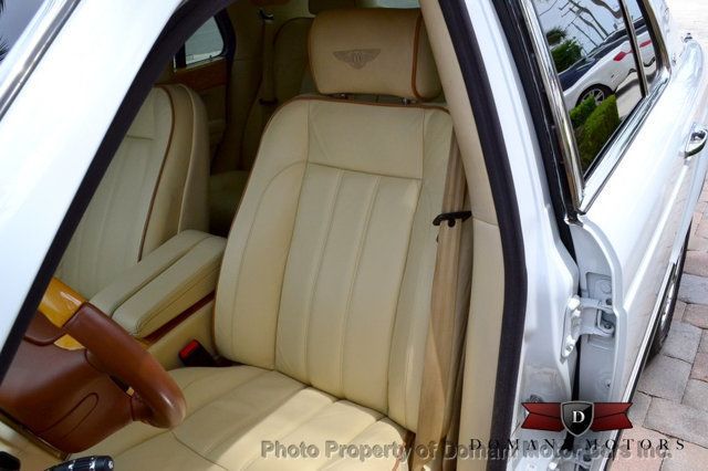 2007 Bentley Arnage Beautiful White Arnage w/ only 26,226 miles! Excellent condition - 16319383 - 46