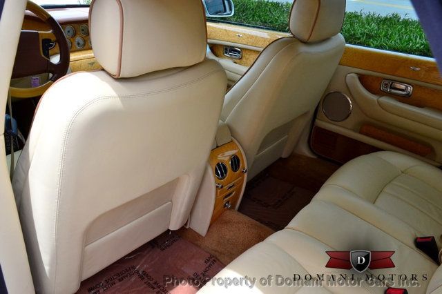 2007 Bentley Arnage Beautiful White Arnage w/ only 26,226 miles! Excellent condition - 16319383 - 48