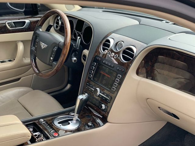 2007 Bentley Continental Flying Spur Base photo 21