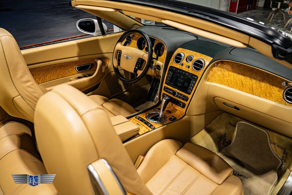 2007 Bentley Continental GT 2dr Convertible - 23093758 - 21